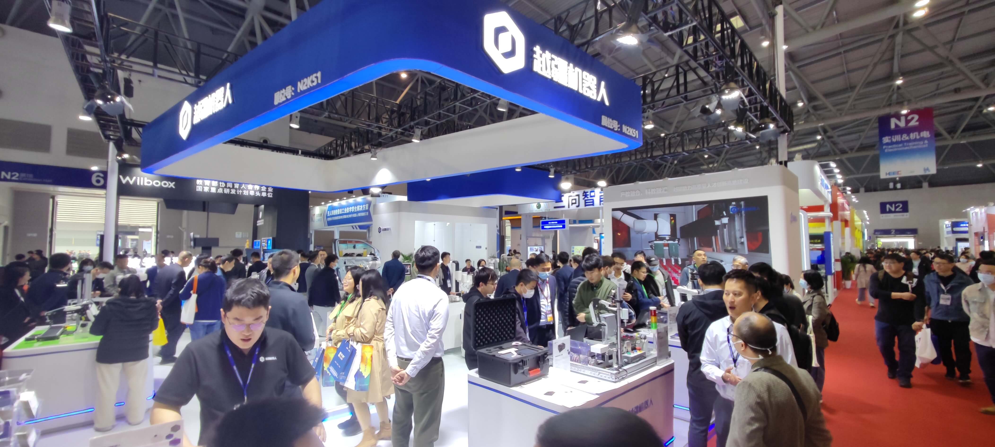 越疆CR20A協(xié)作機器人，20kg大負載協(xié)作機器人,搬運,碼垛,焊接-新一代工業(yè)級教研機器人?DOBOT Magician E6 閃耀高教展