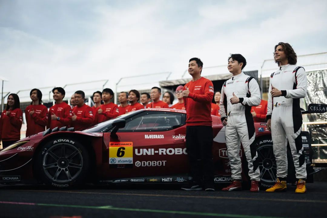 -越疆科技 與 Team LeMans 攜手沖擊頂級跑車(chē)賽事，點(diǎn)燃真正的速度與“機”情