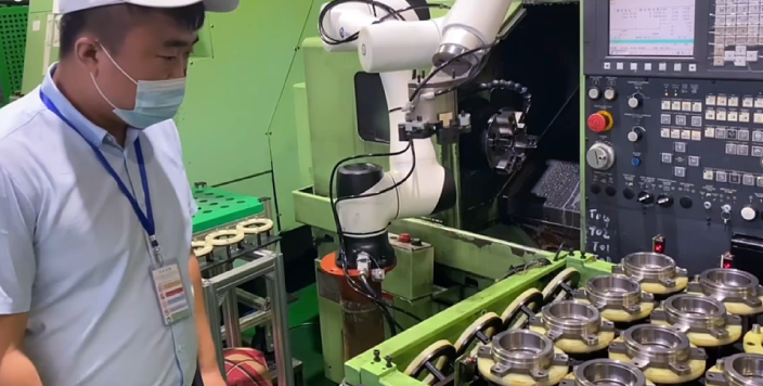 ,CR7 協(xié)作機器人,六軸協(xié)作機器人,協(xié)作機械臂,上下料機器人、CNC 機床上下料